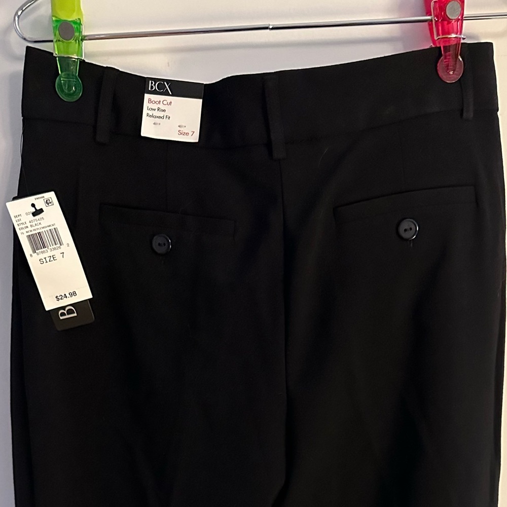 BCX Size 7 Low rise Relaxed fit Boot Cut Juniors Pants